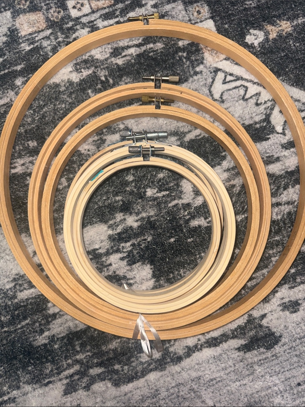 Natural Wood and Light Beige Embroidery Hoop Set